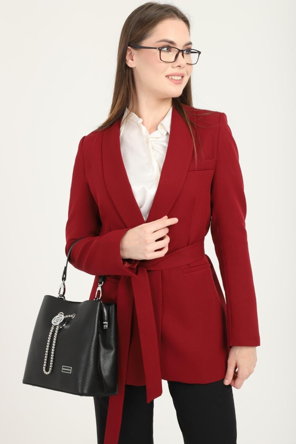 Silver & Polo Siyah - Siyah SP967 Kadın Çapraz Çanta Дамска чанта Silver & Polo SP967 черна – елегантна кожена чанта с метални детайли и дълга дръжка.