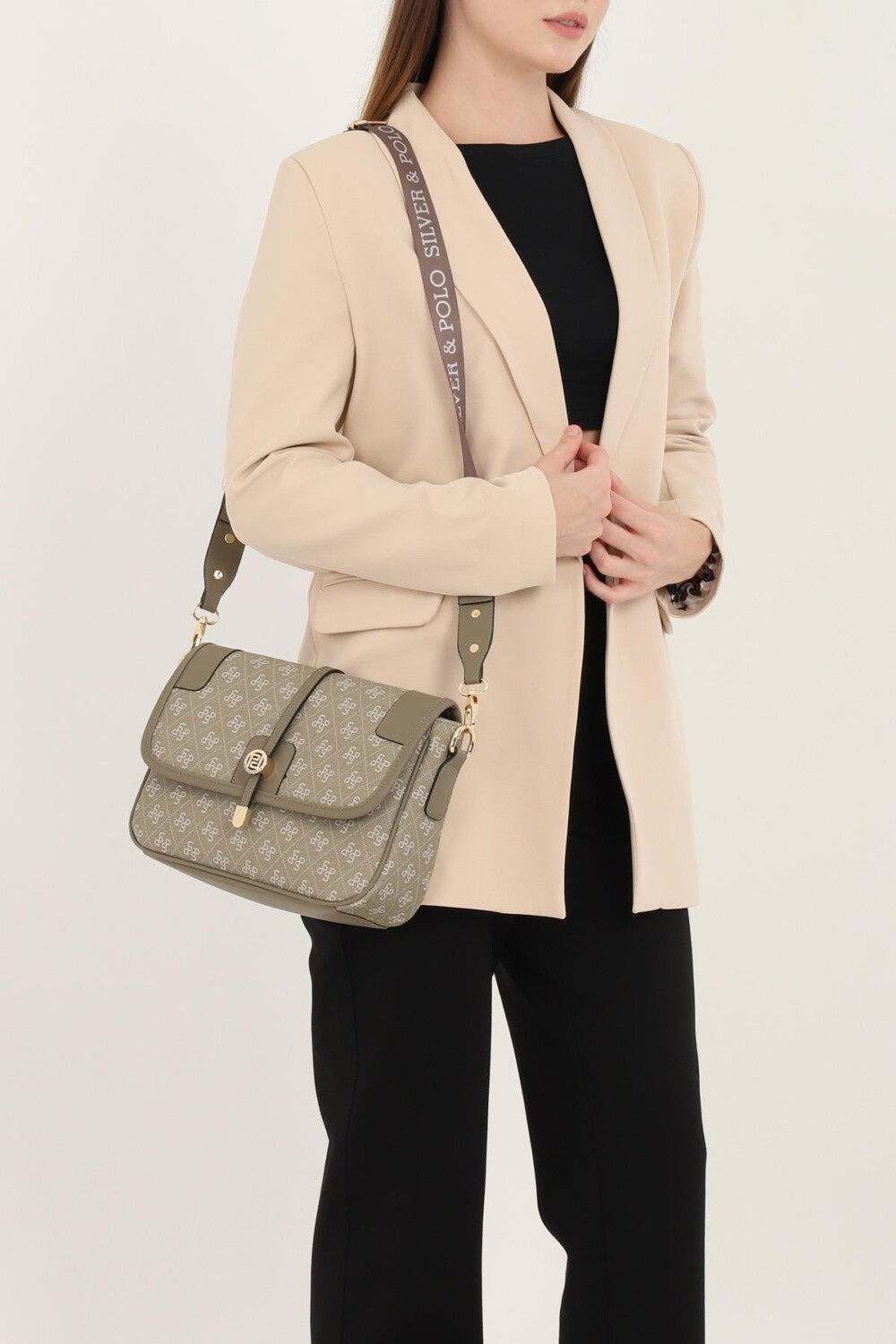 Silver&Polo SP1182 Yesil – дамска чанта в зелено Дамска чанта Silver&Polo SP1182 Yesil – зелена елегантна чанта с дълга дръжка