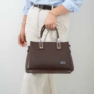 Silver Polo SP1000 – Тъмно кафява дамска чанта Дамска чанта Silver Polo SP1000 тъмно кафява – елегантна и стилна