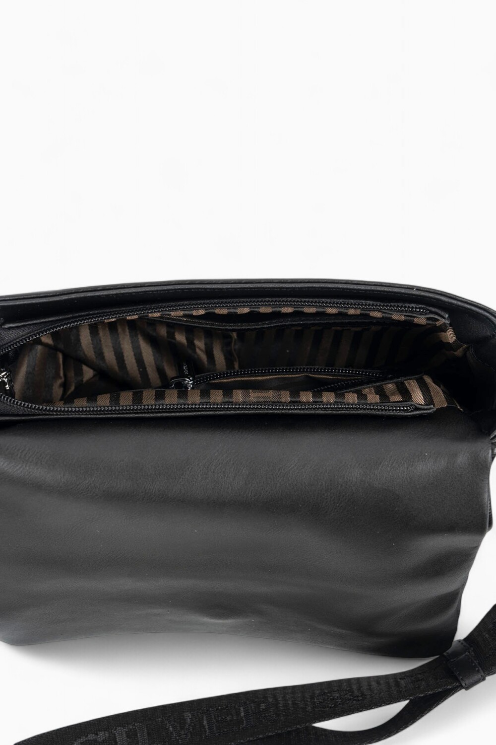 Silver & Polo Siyah Nova Siyah - SP1257 6 Дамска чанта Silver Polo SP1257 черна – елегантна и стилна