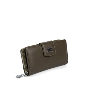 Дамско портмоне Silver & Polo SP928 в маслено зелено с монограм и метална емблема.