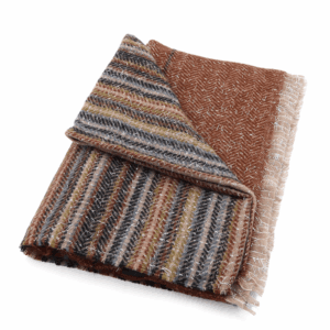 Топъл зимен шал в керемидено кафяв цвят – мек дамски шал за студено време