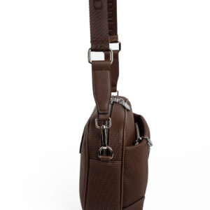 Тъмно кафява дамска чанта Silver & Polo – кожена кросбоди чанта с регулируема презрамка