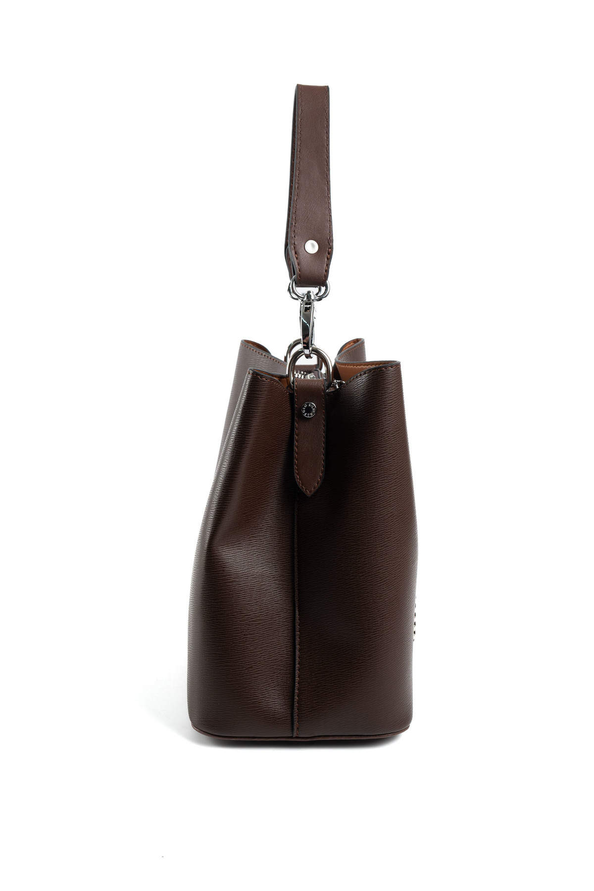 Silver & Polo SP967 KAHVE-NİX KAHVE 4 Дамска кафява кожена чанта Silver & Polo SP967 KAH, показана в ръка за визуализация на размера.