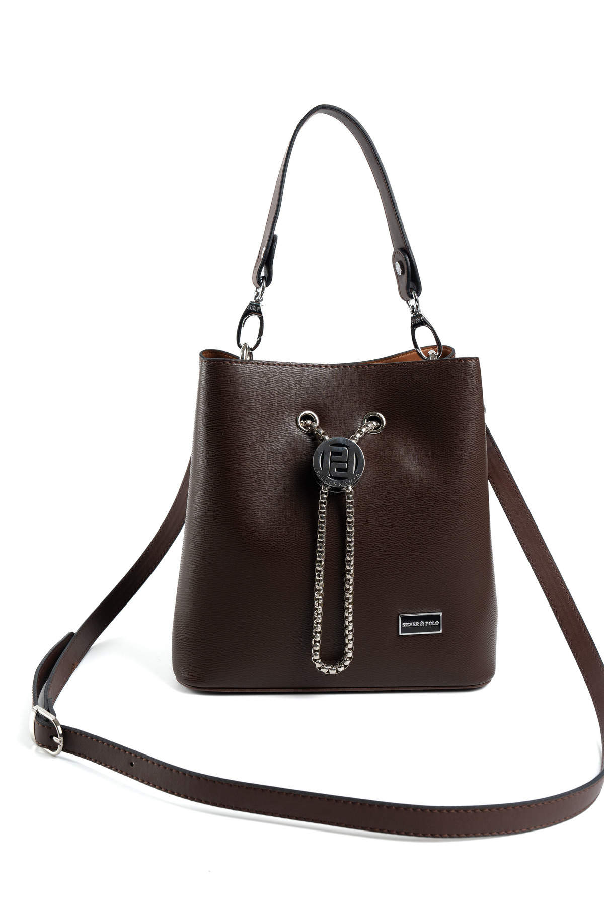 Silver & Polo SP967 KAHVE-NİX KAHVE 6 Дамска кафява кожена чанта Silver & Polo SP967 KAH, показана в ръка за визуализация на размера.