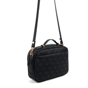 Черна дамска чанта с монограм – crossbody модел през рамо с регулируема дръжка.