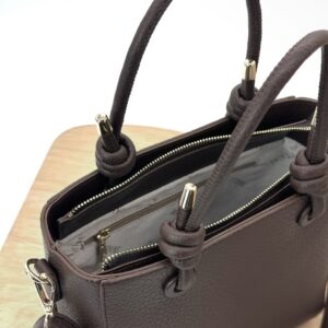 Дамска чанта Vshine 3098 – черна елегантна чанта с къси дръжки и дълга презрамка Дамска чанта Vshine 3098 черна – елегантна чанта с къси дръжки и дълга презрамка