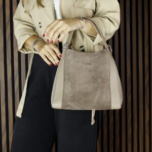 Дамска чанта от естествена кожа – цвят визон, елегантен модел през рамо Дамска чанта от естествена кожа цвят визон, модел за носене през рамо с дълга презрамка