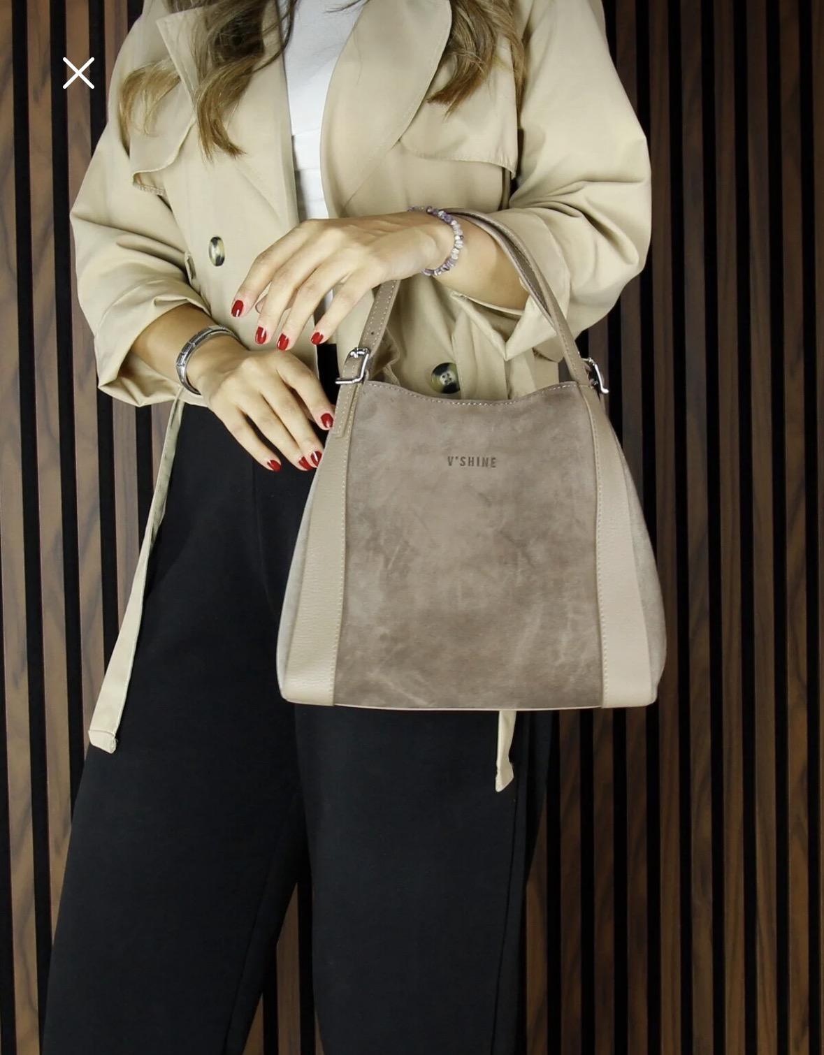 Дамска чанта от естествена кожа – цвят визон, елегантен модел през рамо Дамска чанта от естествена кожа цвят визон, модел за носене през рамо с дълга презрамка