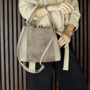 Дамска чанта от естествена кожа – цвят визон, елегантен модел през рамо Дамска чанта от естествена кожа цвят визон, модел за носене през рамо с дълга презрамка