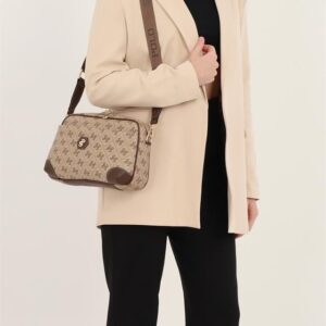 Дамска раница Kadin Capraz с монограм в бежово и кафяво – стилна и практична