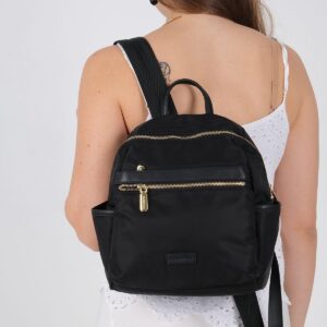 Дамска раница Silver & Polo черна – елегантна градска раница с ципове и регулируеми презрамки