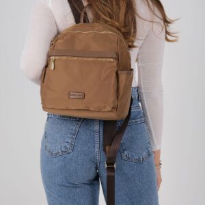 Дамска раница Silver & Polo тютюнев цвят – елегантна градска раница с ципове и регулируеми презрамки