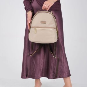 Дамска раница Silver & Polo SP1212 Bej Kum – стилна малка раница с преден джоб и цип за ежедневие