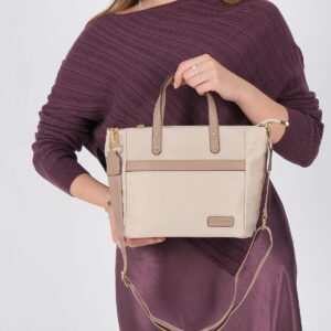 Дамска чанта Silver & Polo SP1214 в пясъчно бежово от тъкан сатен с дръжки и дълга презрамка