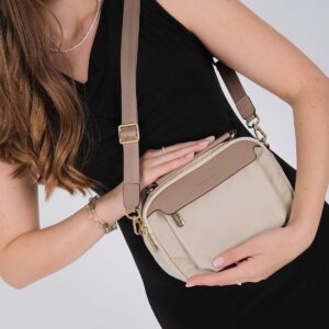 Дамска чанта Silver & Polo SP1222 в пясъчно бежово от тъкан сатен с дълга регулируема презрамка