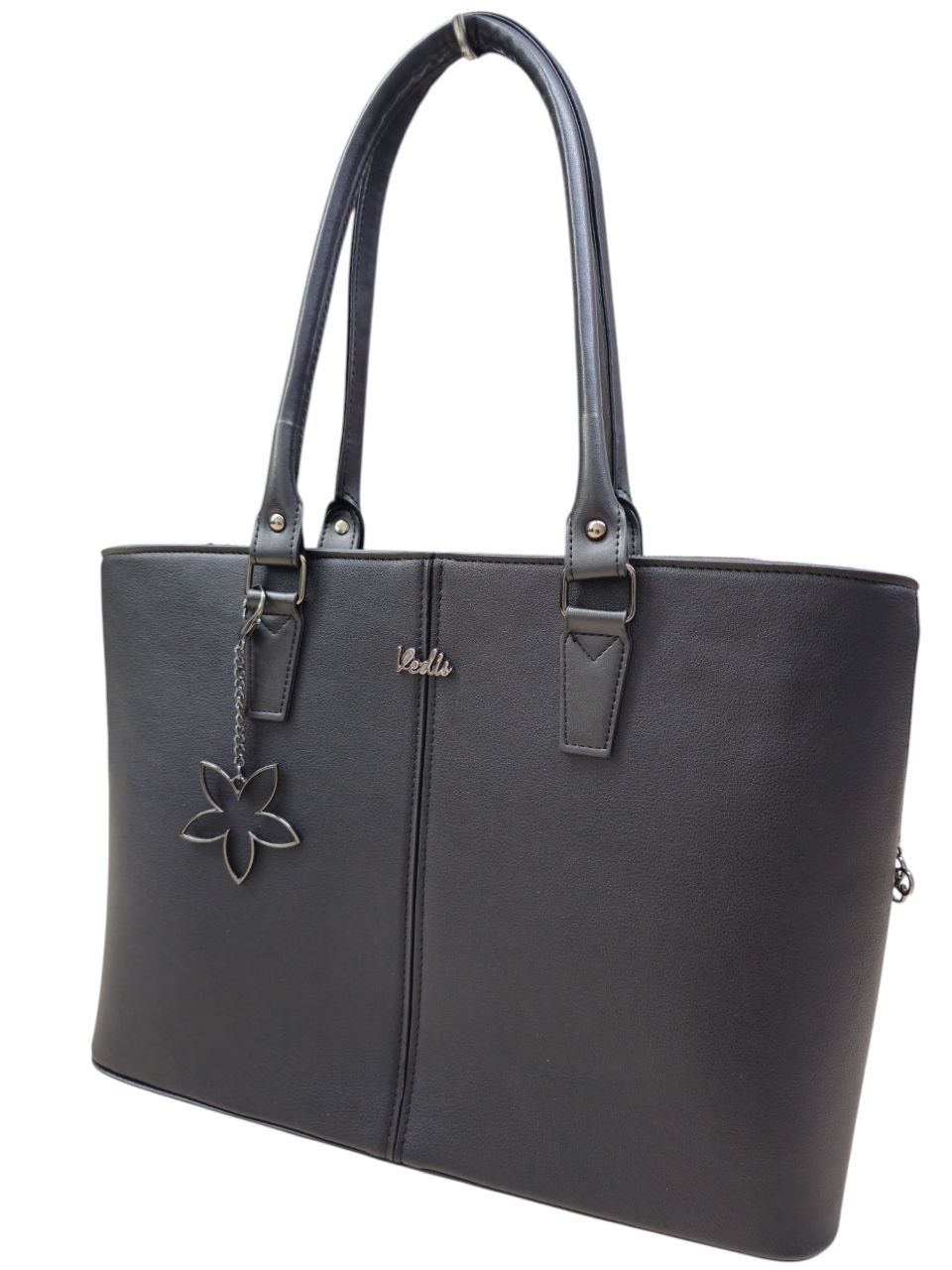 Дамска чанта Vedis в карамелен цвят – елегантна и практична Дамска чанта Vedis в карамелен цвят – елегантна дамска чанта за ежедневието и офиса