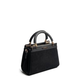 Черна дамска чанта с дълга презрамка и къси дръжки елегантен модел