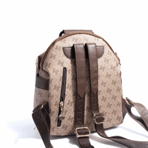 Дамска бежова чанта с монограм и къси дръжки