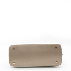 бяла дамска чанта Silver&Polo еко кожа елегантна дамска чанта с къси дръжки