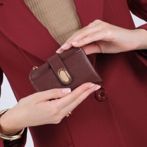 Дамски кожен портфейл Silver & Polo SP1199 с цип – червен цвят