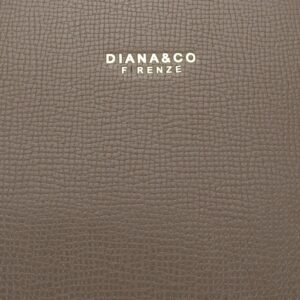 Дамска раница Diana&Co taupe от еко кожа – елегантна малка раница за ежедневието