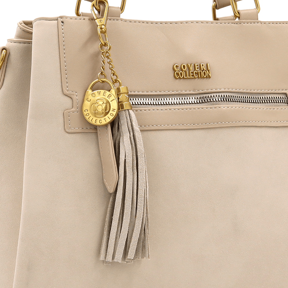 Дамска чанта Coveri Collection бежова 2 Дамска чанта Coveri Collection бежова елегантна чанта с пискюл