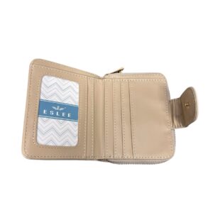 Малко дамско портмоне бежово от еко кожа с копче и цип за монети