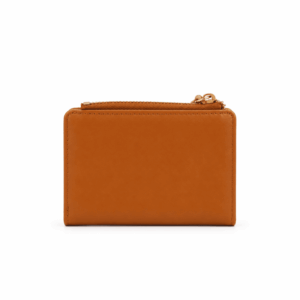 Малко дамско портмоне от рафия Coveri Collection Керемидено кафяво 2 Малко дамско портмоне Coveri Collection керемидено кафяво от рафия и еко кожа с отделения за карти и монети