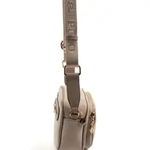 SP1111 Kadın Çapraz Çanta Süet Bej - Kum SP1111-M12 2 Дамска кросбоди чанта Silver&Polo SP1111 от еко велур