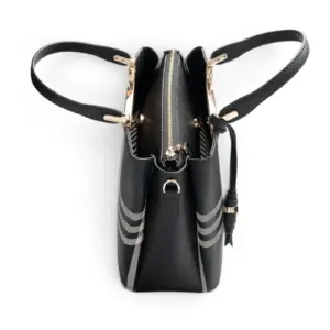 Дамска чанта SILVER&POLO черно каре от фолирана еко кожа
